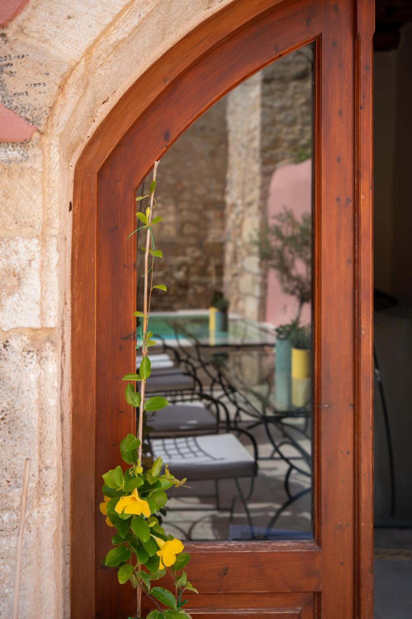 Phaedra Suites (Adults Only) Resmo Dış mekan fotoğraf