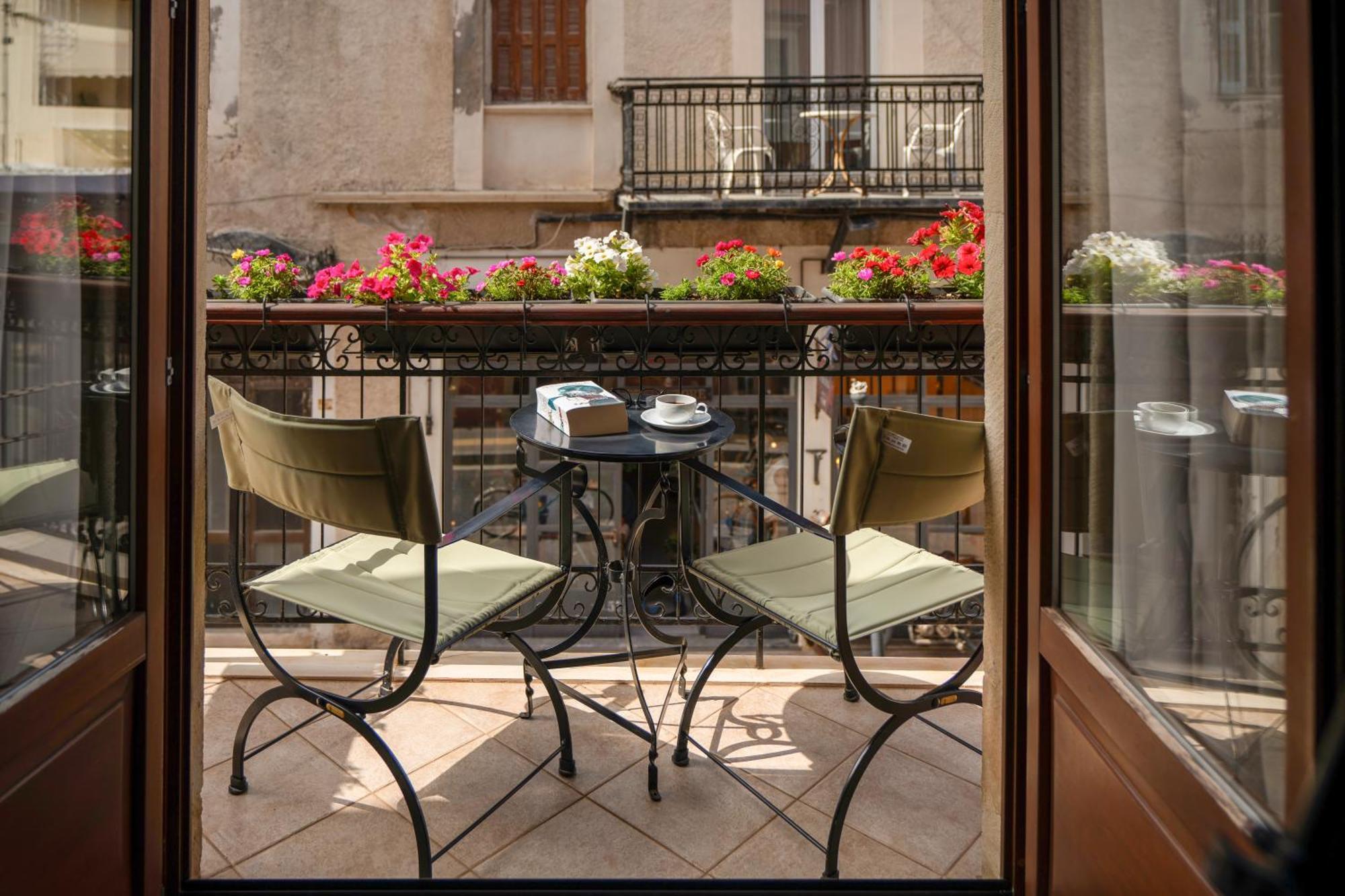 Phaedra Suites (Adults Only) Resmo Dış mekan fotoğraf
