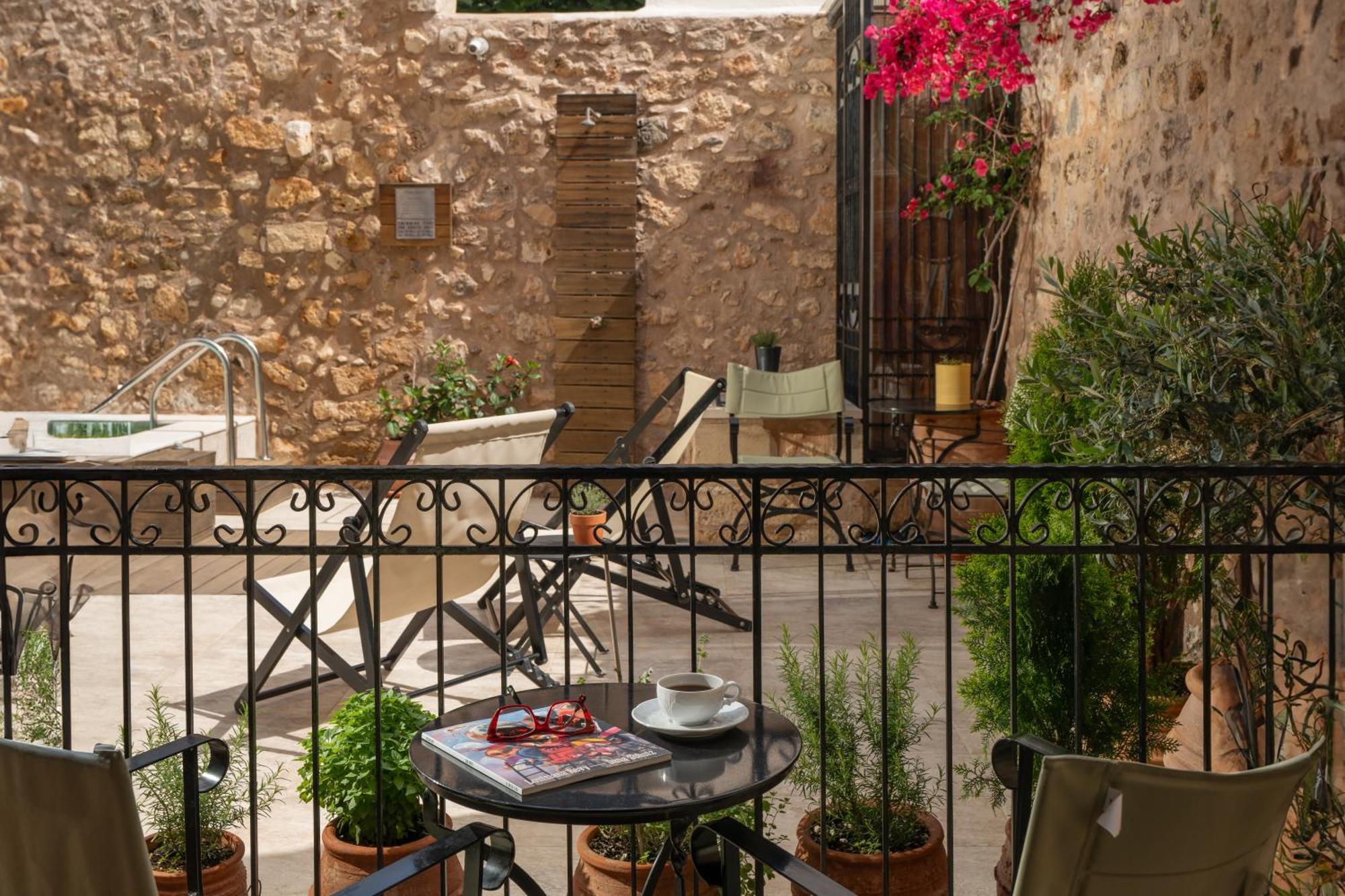 Phaedra Suites (Adults Only) Resmo Dış mekan fotoğraf