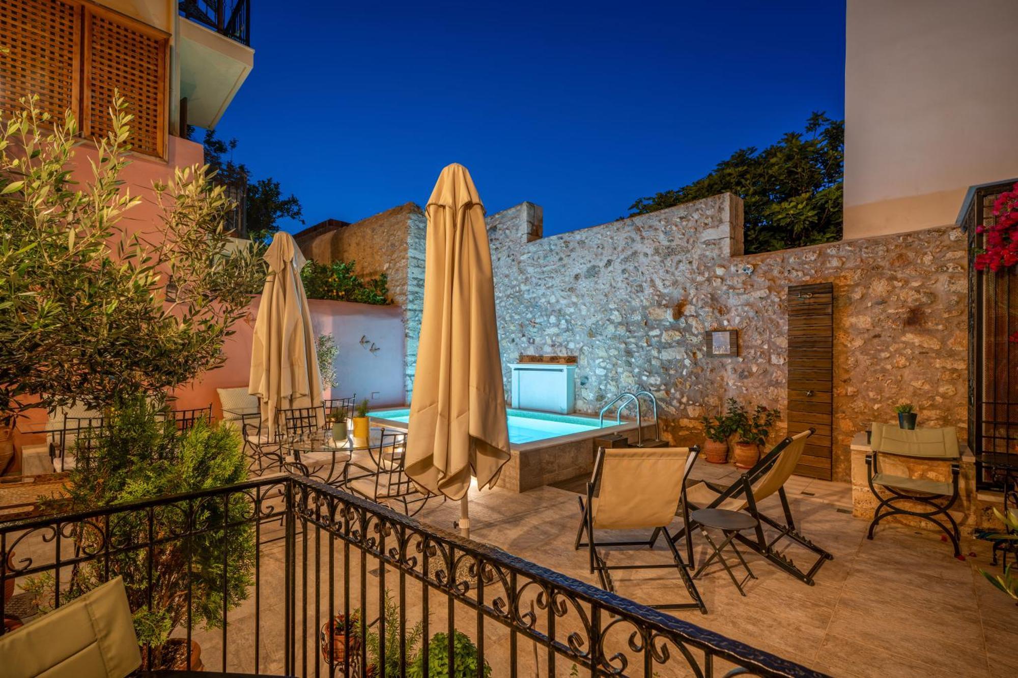 Phaedra Suites (Adults Only) Resmo Dış mekan fotoğraf