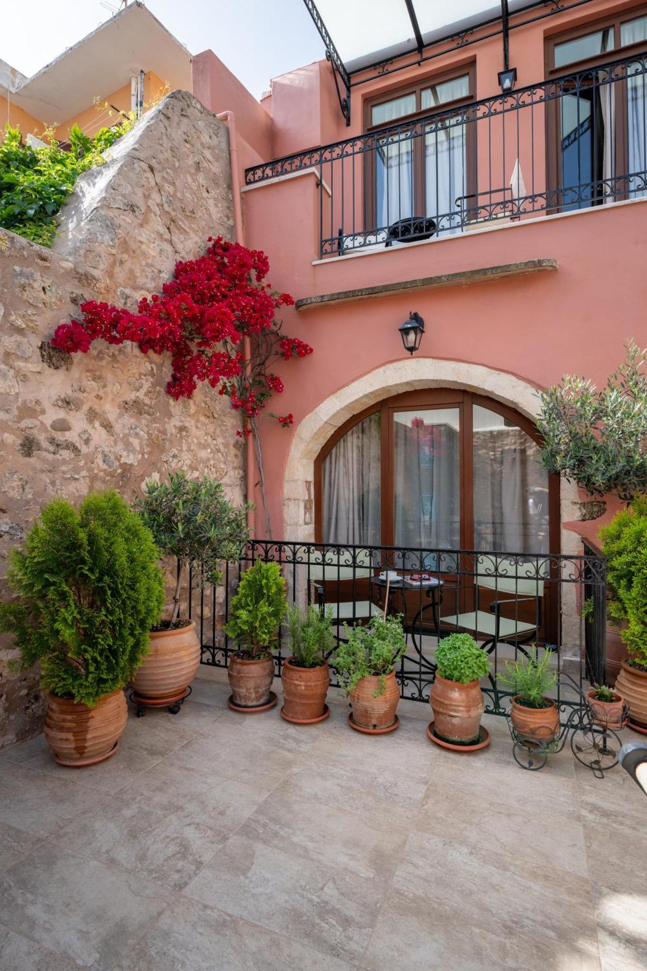 Phaedra Suites (Adults Only) Resmo Dış mekan fotoğraf